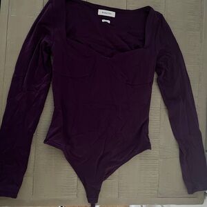 Aritzia Babaton Contour Bodysuit Purple Size Small